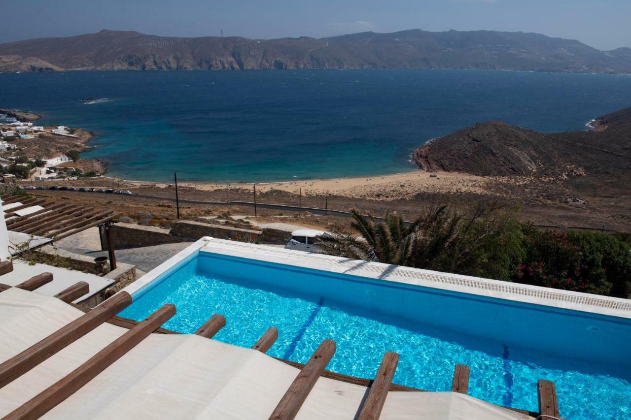 Siourdas Mykonos *